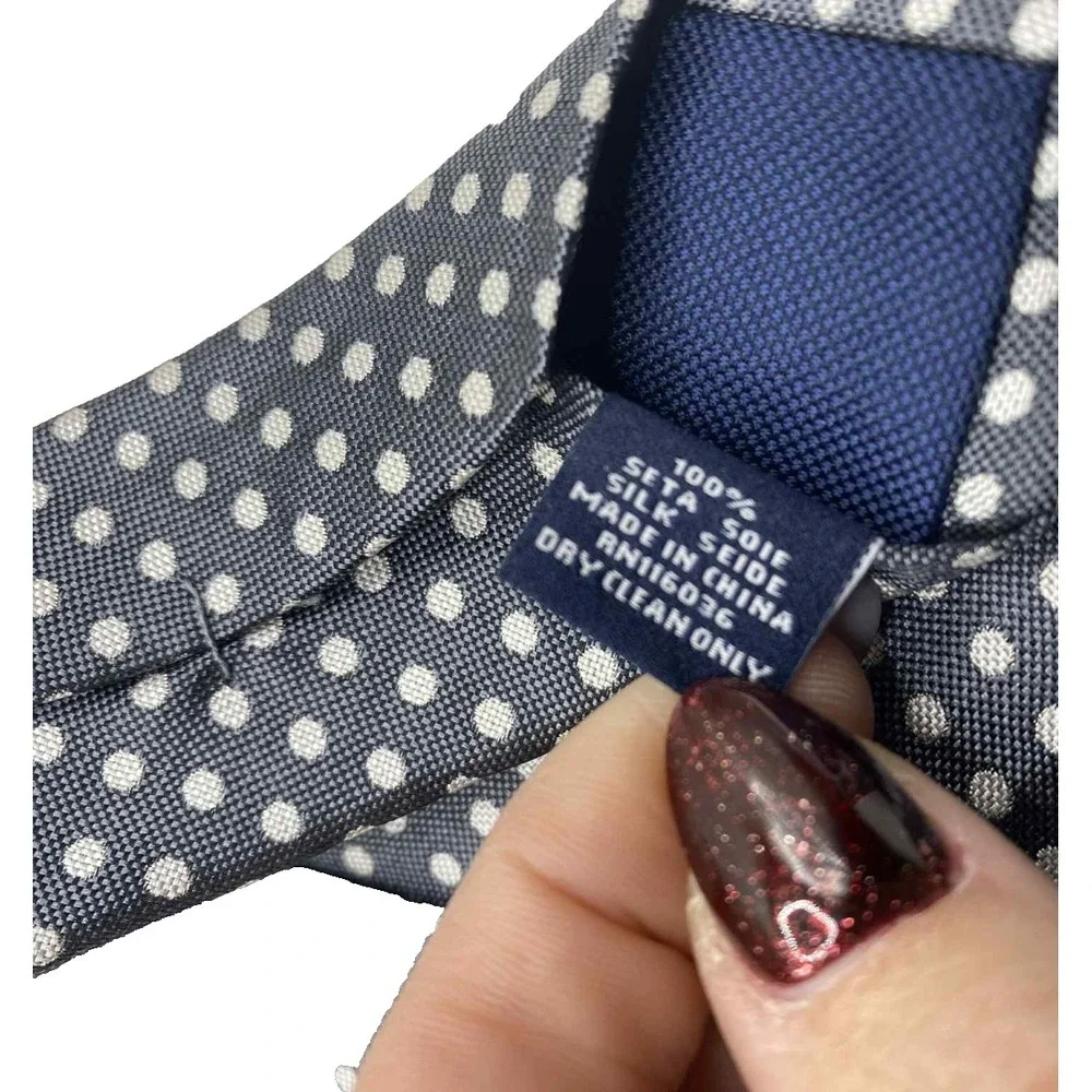 CHARLES TYRWHITT Men's 100% Silk Skinny‎ Necktie Designer POLKA DOT Gray/White